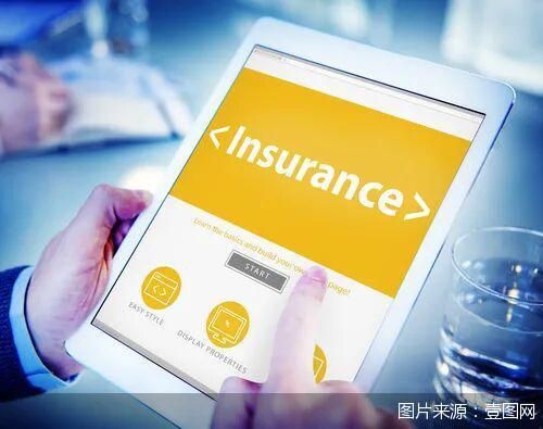 保障到位才能挥桨！龙舟竞渡如何拴牢水上“保险	”绳？